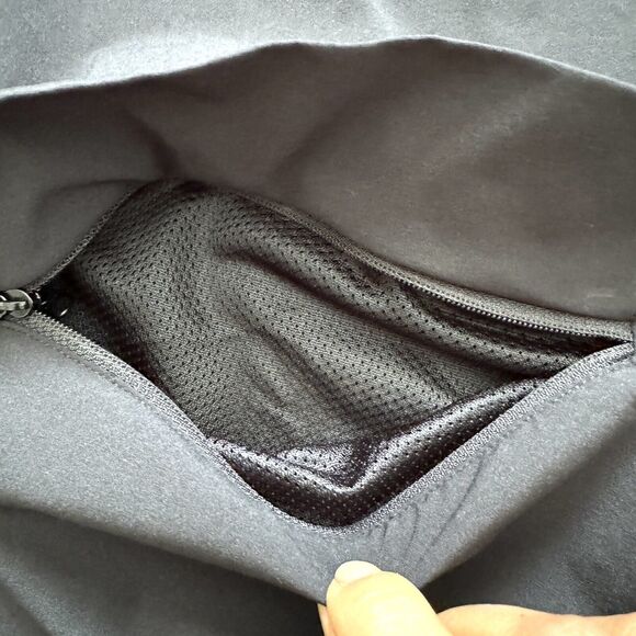 Arc’teryx Women's Contenta Pullover Cropped Light Weight Top Black - Picture 7 of 15